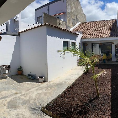 فيلا Ponta Delgadaفي Alojamento Bb House المظهر الخارجي الصورة